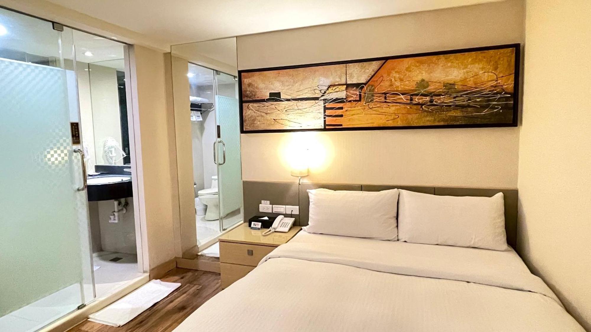 Delton Hotel Kaohsiung Luaran gambar