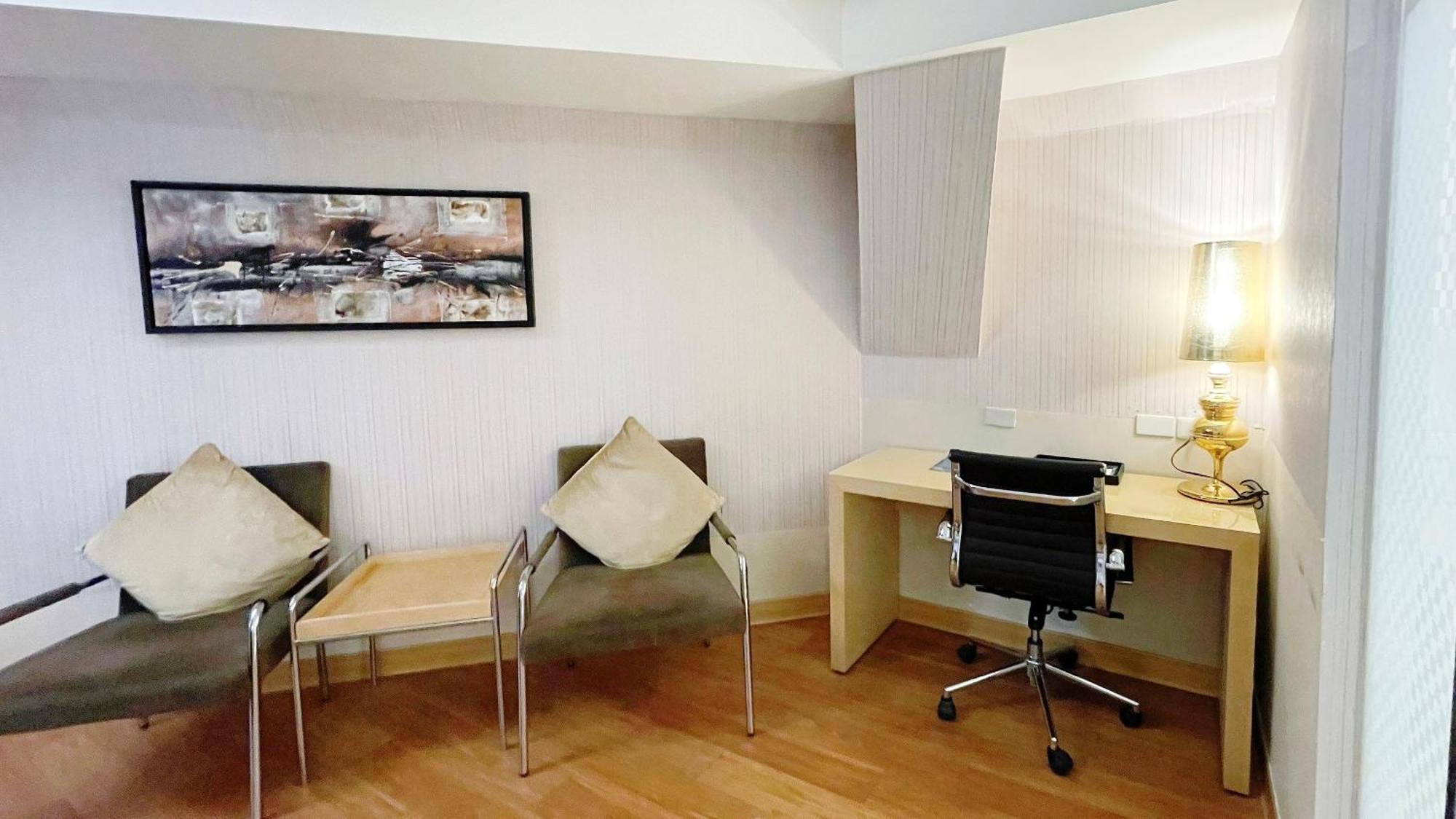Delton Hotel Kaohsiung Luaran gambar